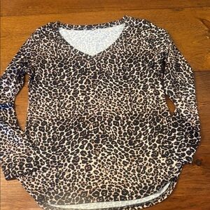 SHEIN Leopard Print Long Sleeve V-Neck Top